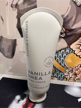 NEW Soothe & Hydrate Vanilla Shea Hand Cream